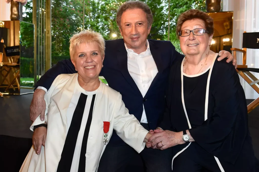 Mimi Mathy et sa soeur jumelle